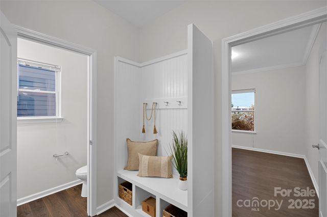 5054 Stonehill Lane, Matthews, NC 28104