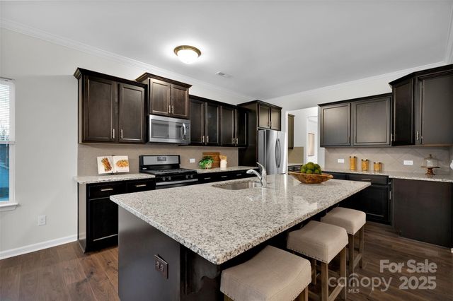 5054 Stonehill Lane, Matthews, NC 28104