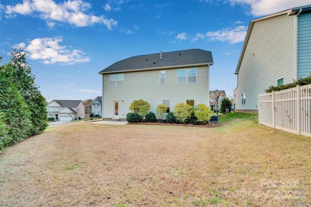 5054 Stonehill Lane, Matthews, NC 28104