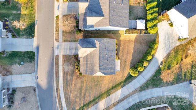 5054 Stonehill Lane, Matthews, NC 28104