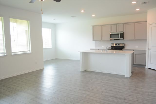11612 Silver Queen Drive, Aubrey, TX 76227