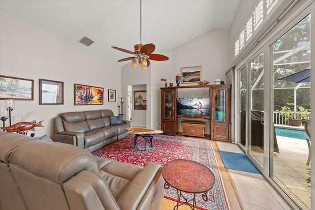 913 WESTWINDS BOULEVARD, Tarpon Springs, FL 34689