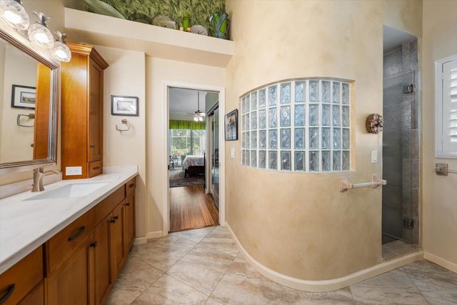 913 WESTWINDS BOULEVARD, Tarpon Springs, FL 34689
