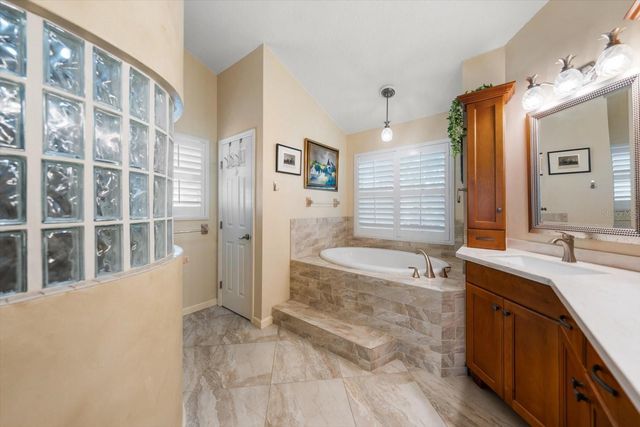 913 WESTWINDS BOULEVARD, Tarpon Springs, FL 34689