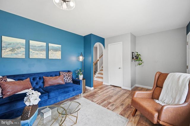 6426 CARRIAGE DR, Alexandria, VA 22310