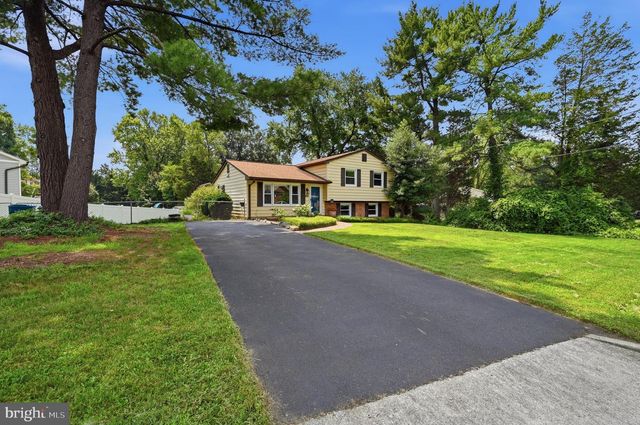 6426 CARRIAGE DR, Alexandria, VA 22310