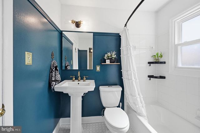 6426 CARRIAGE DR, Alexandria, VA 22310