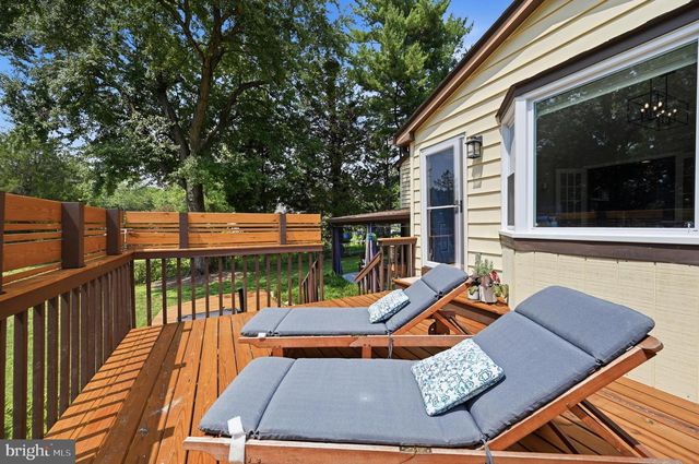 6426 CARRIAGE DR, Alexandria, VA 22310