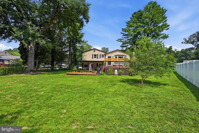 6426 CARRIAGE DR, Alexandria, VA 22310