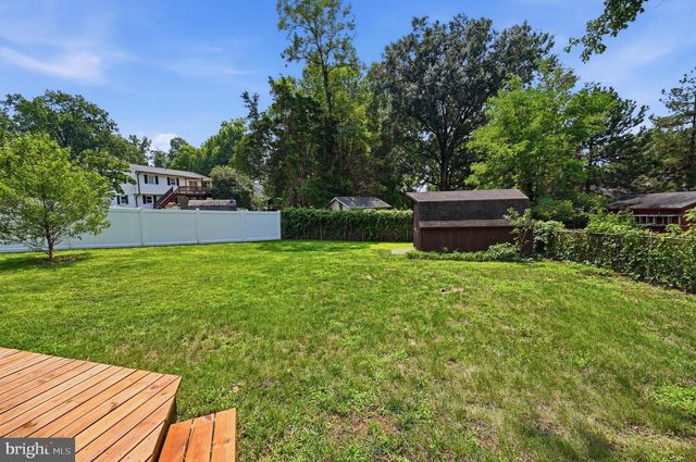 6426 CARRIAGE DR, Alexandria, VA 22310