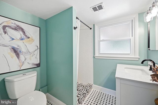 6426 CARRIAGE DR, Alexandria, VA 22310