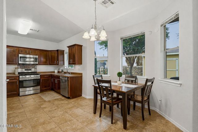 4752 JOSEPH RODRIGUEZ Drive, El Paso, TX 79938