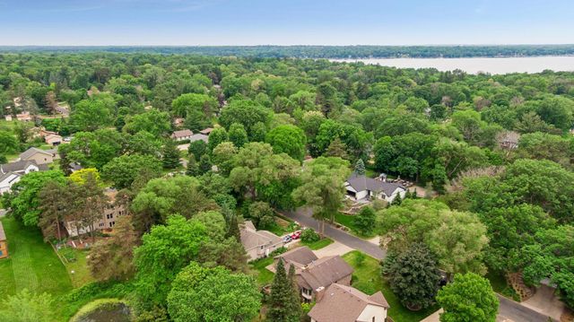 1326 Griffin Avenue, Mahtomedi, MN 55115