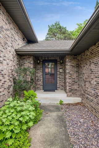 1326 Griffin Avenue, Mahtomedi, MN 55115