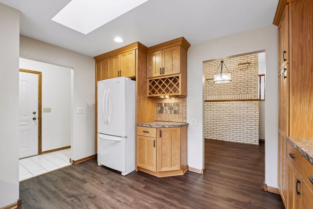 1326 Griffin Avenue, Mahtomedi, MN 55115