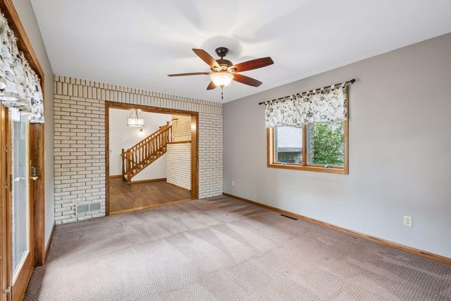 1326 Griffin Avenue, Mahtomedi, MN 55115