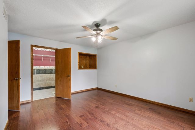 1326 Griffin Avenue, Mahtomedi, MN 55115