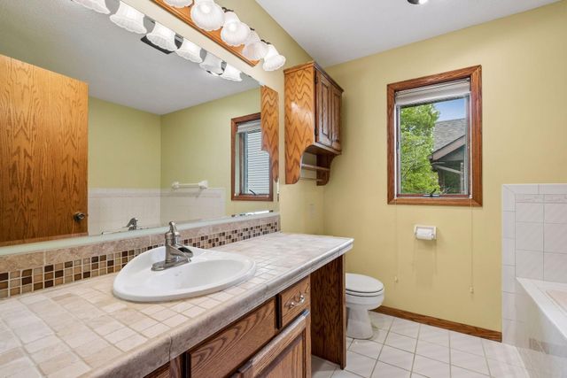 1326 Griffin Avenue, Mahtomedi, MN 55115