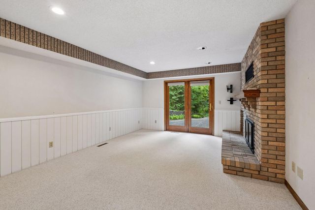 1326 Griffin Avenue, Mahtomedi, MN 55115