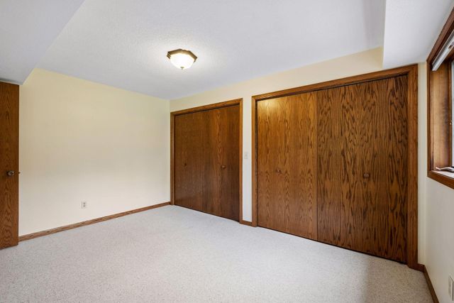 1326 Griffin Avenue, Mahtomedi, MN 55115