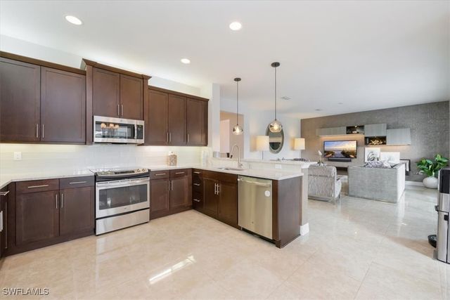 13539 Mandarin CIR, Naples, FL 34109
