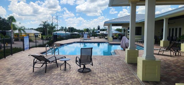 3316 FISH HAWK DR, Polk City, FL 33868