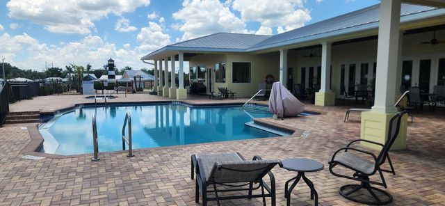3316 FISH HAWK DR, Polk City, FL 33868
