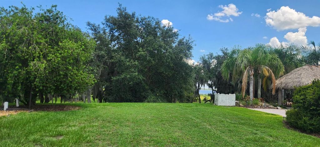 3316 FISH HAWK DR, Polk City, FL 33868
