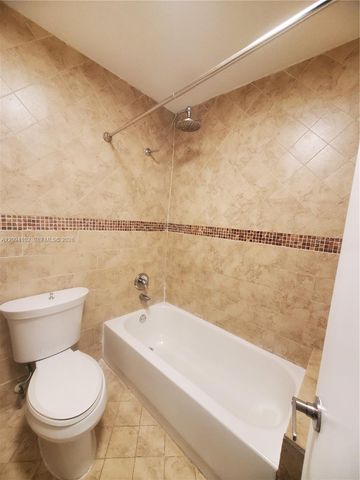 11549 Terra Bella Boulevard, Plantation, FL 33325