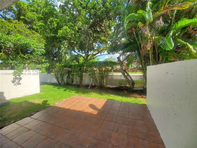 11549 Terra Bella Boulevard, Plantation, FL 33325
