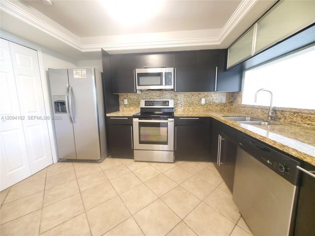 11549 Terra Bella Boulevard, Plantation, FL 33325