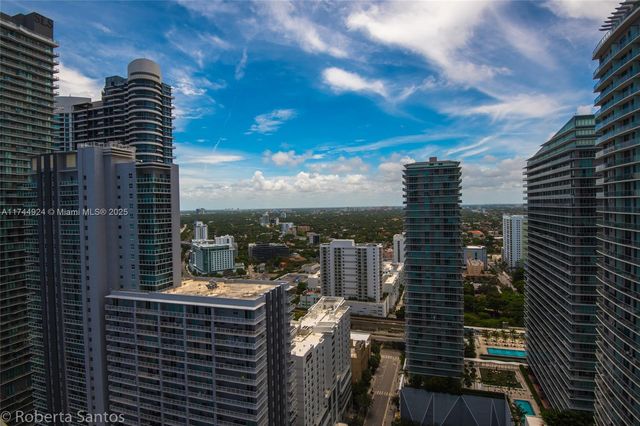 1080 Brickell Ave 3205, Miami, FL 33131