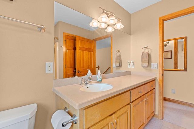 1704 River Lakes ROAD N, Oconomowoc, WI 53066