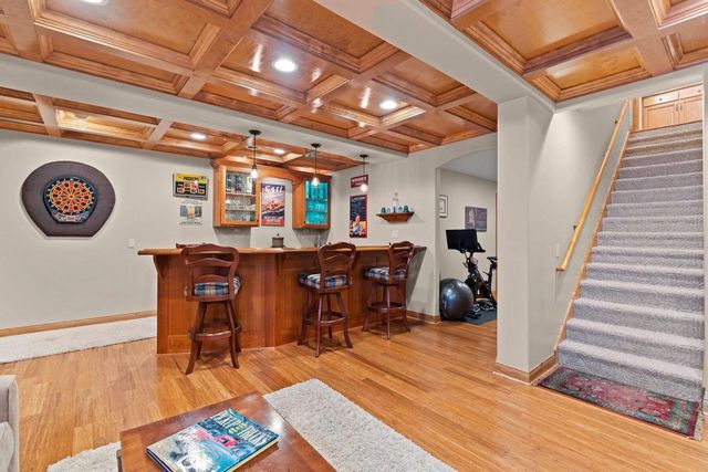 1704 River Lakes ROAD N, Oconomowoc, WI 53066