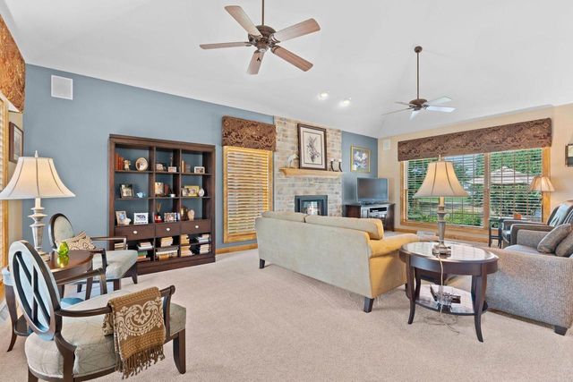 1704 River Lakes ROAD N, Oconomowoc, WI 53066