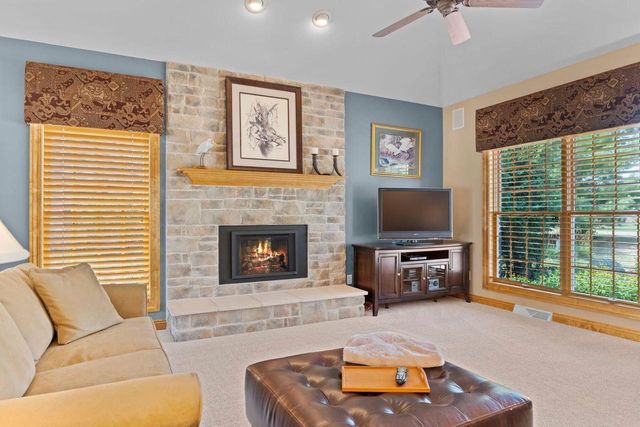 1704 River Lakes ROAD N, Oconomowoc, WI 53066