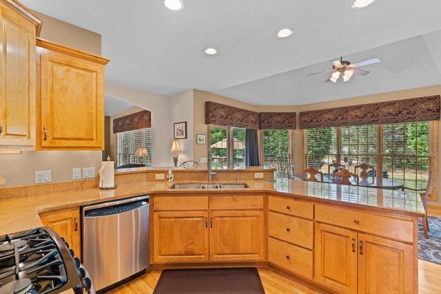 1704 River Lakes ROAD N, Oconomowoc, WI 53066