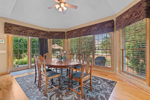 1704 River Lakes ROAD N, Oconomowoc, WI 53066