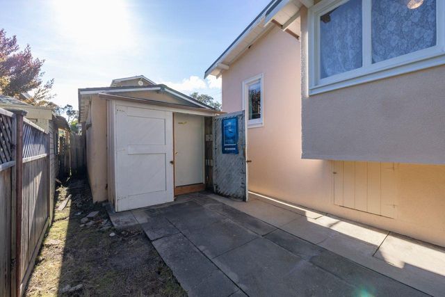 851 Laurel Avenue, Pacific Grove, CA 93950