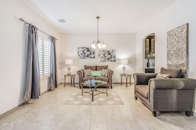 537 Caddo Lane, Clint, TX 79836