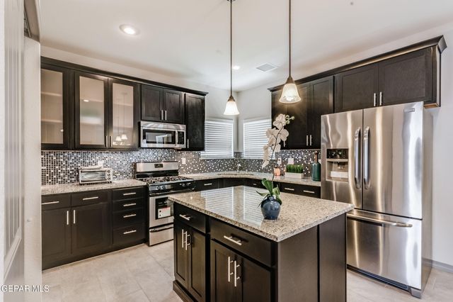 537 Caddo Lane, Clint, TX 79836