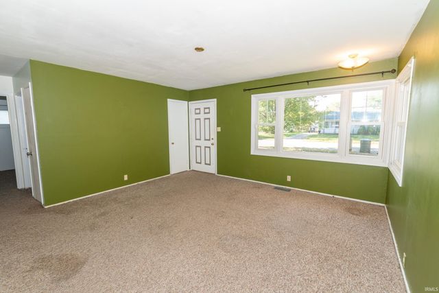 1312 Brummit Lane, South Bend, IN 46615