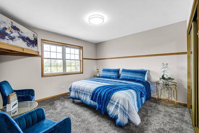 7581 Murrelet Street, Hobart, IN 46342