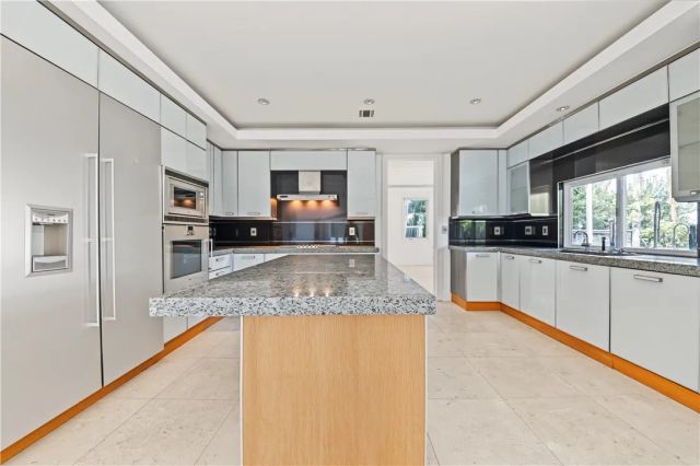 1072 Holiday Drive, West Covina, CA 91791