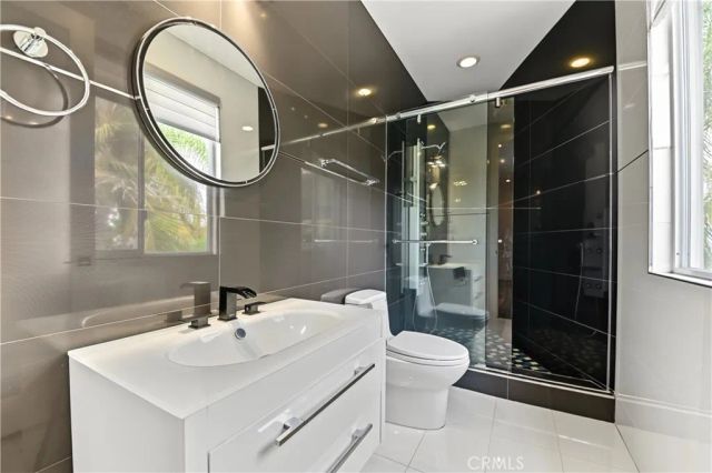 1072 Holiday Drive, West Covina, CA 91791