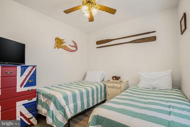 3488 & 3490 WILLOW ST, Chincoteague Island, VA 23336