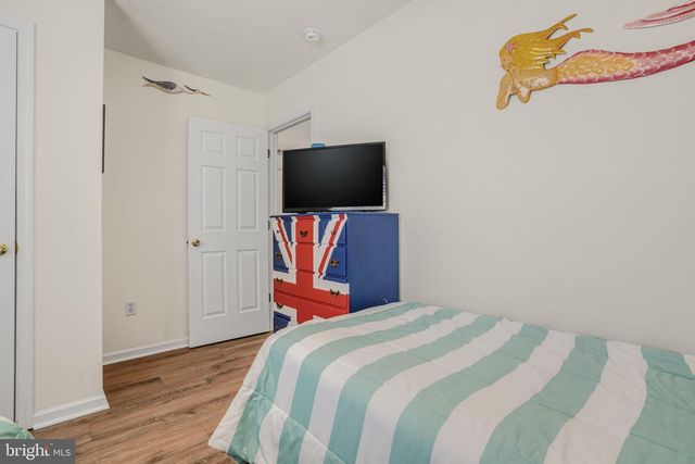 3488 & 3490 WILLOW ST, Chincoteague Island, VA 23336