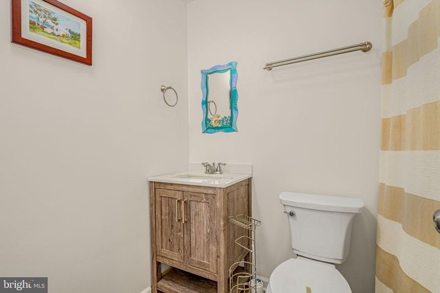 3488 & 3490 WILLOW ST, Chincoteague Island, VA 23336