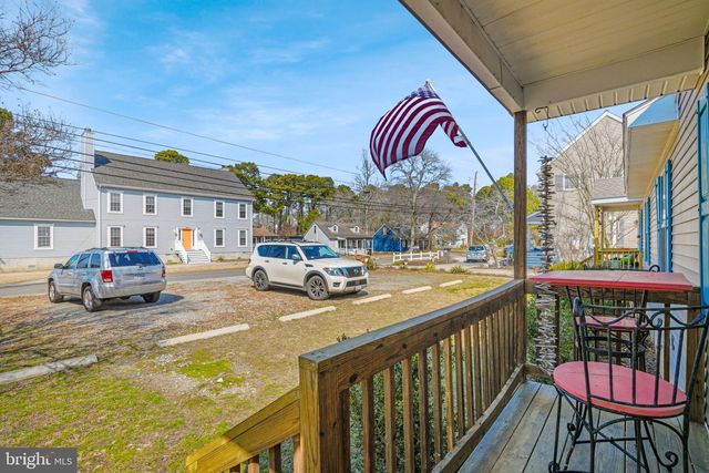 3488 & 3490 WILLOW ST, Chincoteague Island, VA 23336