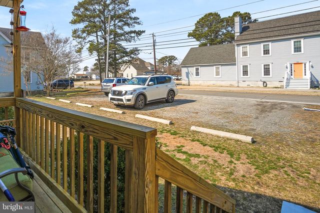 3488 & 3490 WILLOW ST, Chincoteague Island, VA 23336